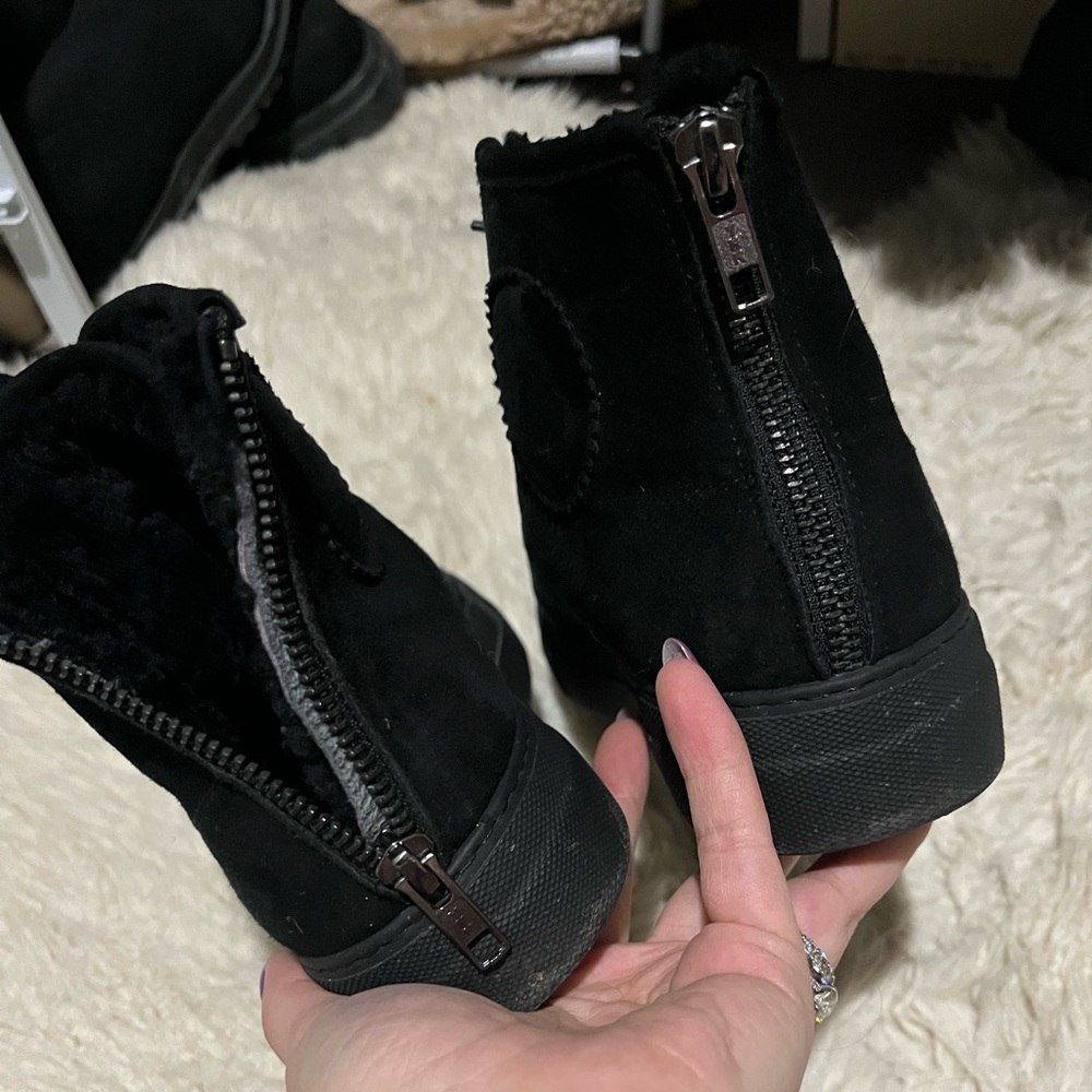 Woman by Common projects black high top sneaker - Picture 5 of 6